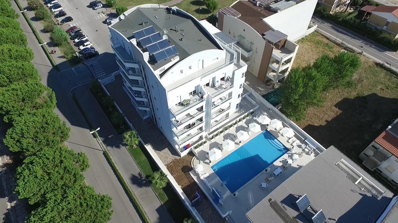 Case vacanze Blue Bay Resort Roseto Degli Abruzzi Exterior foto